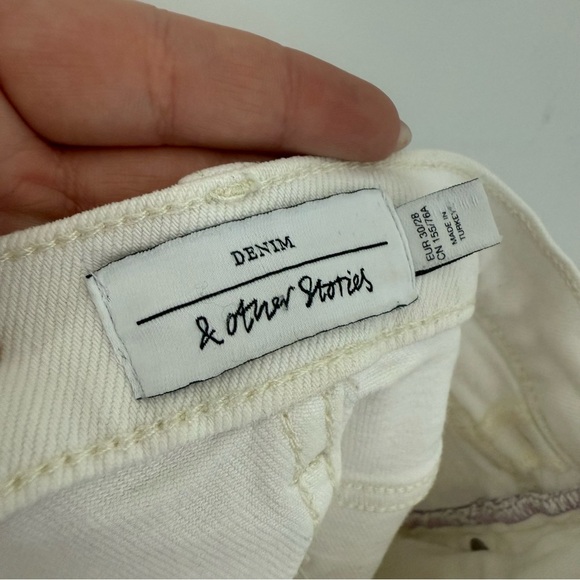 & Other Stories white high waist Treasure wide leg ankle jeans - size 30 - Picture 9 of 11